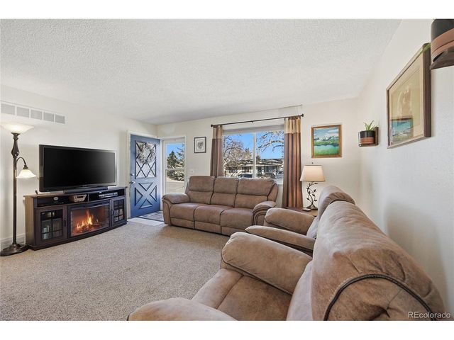 5971 Crestone St, Golden, CO 80403