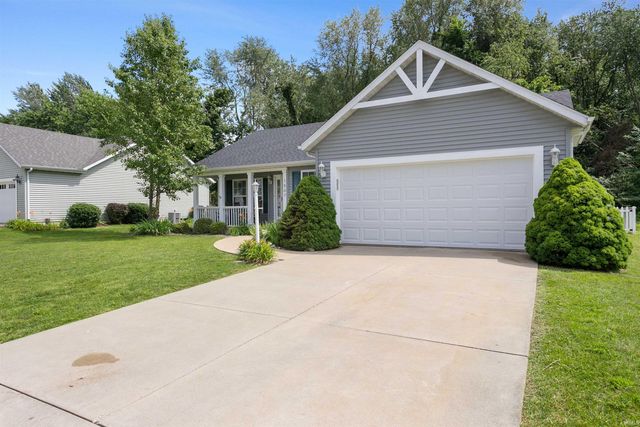 1507 Kingsman Way, Osceola, IN 46561