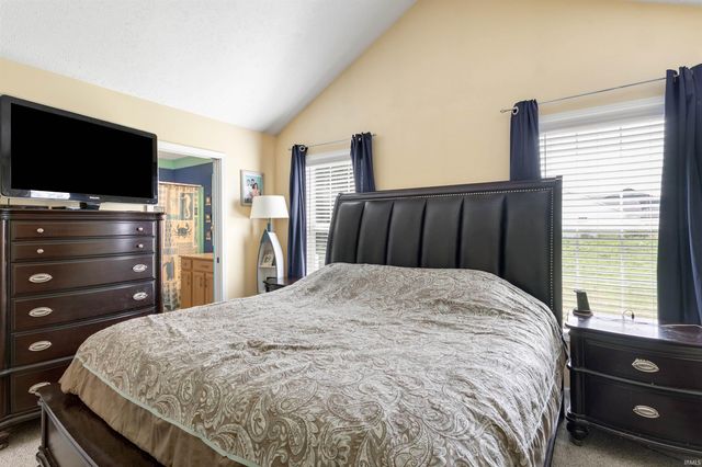 1507 Kingsman Way, Osceola, IN 46561
