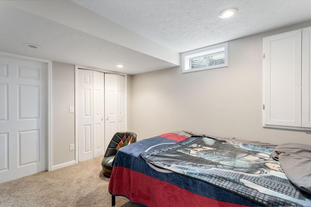 1507 Kingsman Way, Osceola, IN 46561