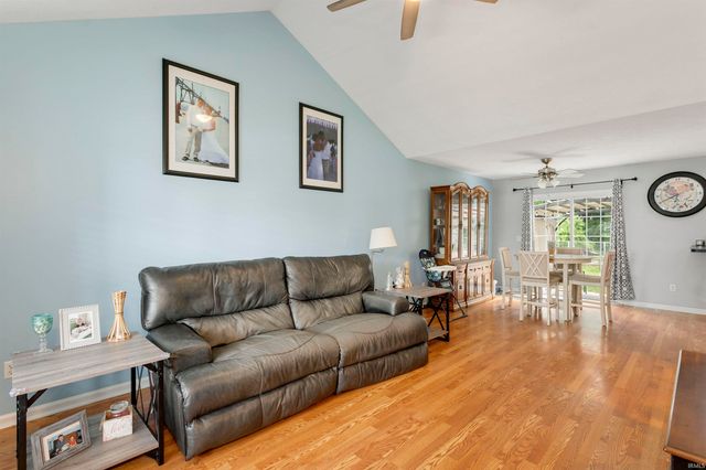 1507 Kingsman Way, Osceola, IN 46561