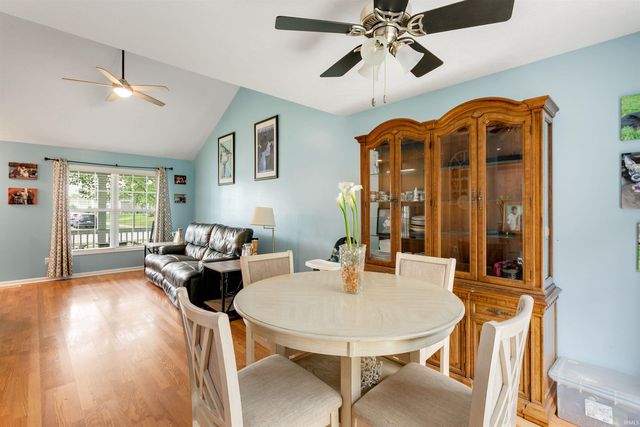 1507 Kingsman Way, Osceola, IN 46561