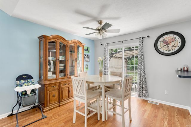 1507 Kingsman Way, Osceola, IN 46561