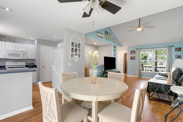 1507 Kingsman Way, Osceola, IN 46561
