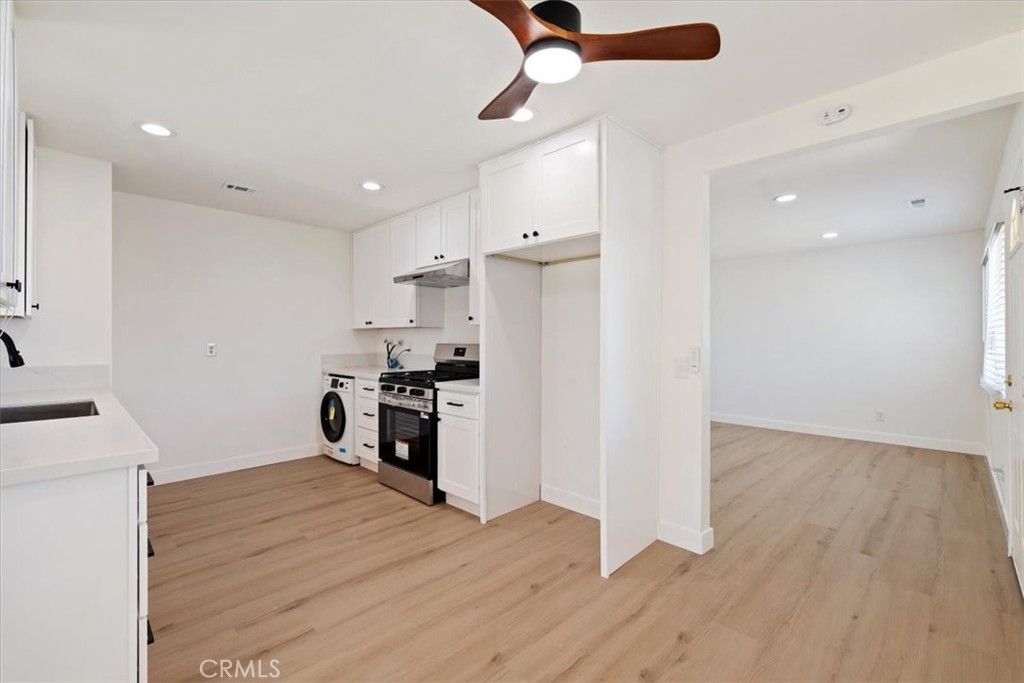 Image 15 of property listing at 5566 Daisy, 29 Palms, CA 92277