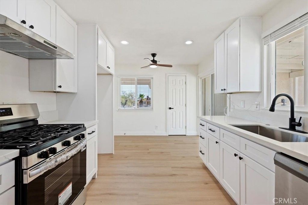Image 18 of property listing at 5566 Daisy, 29 Palms, CA 92277