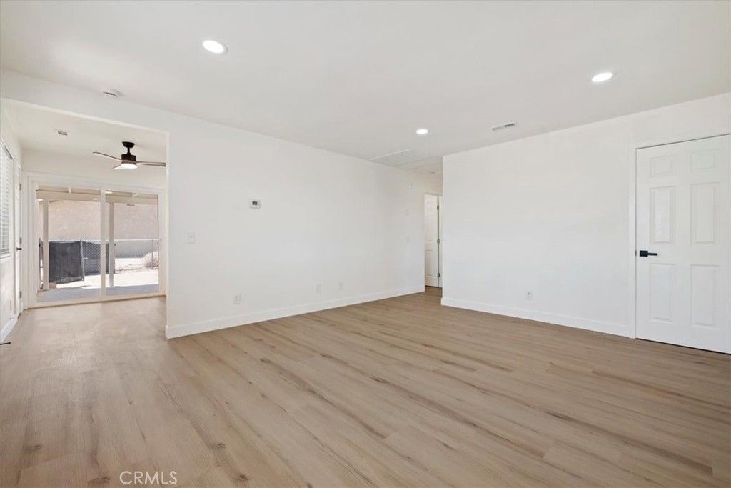Image 9 of property listing at 5566 Daisy, 29 Palms, CA 92277