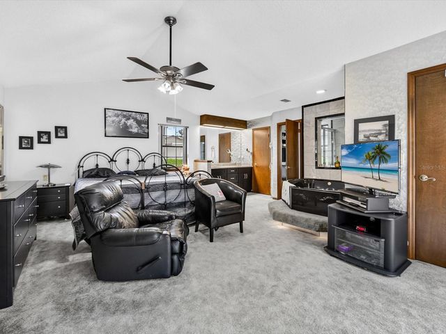 671 QUIETWATER COVE, Altamonte Springs, FL 32701
