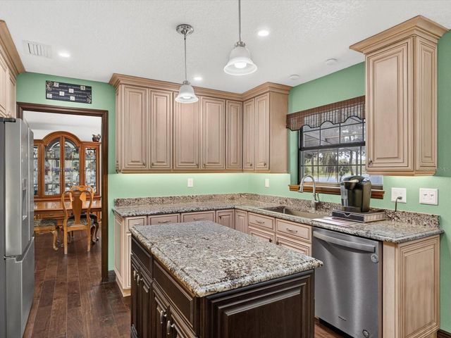 671 QUIETWATER COVE, Altamonte Springs, FL 32701