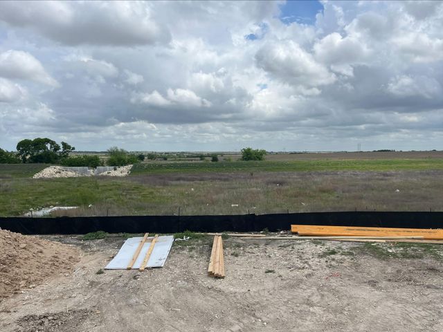 316 Sleep Hollow, Jarrell, TX 76537