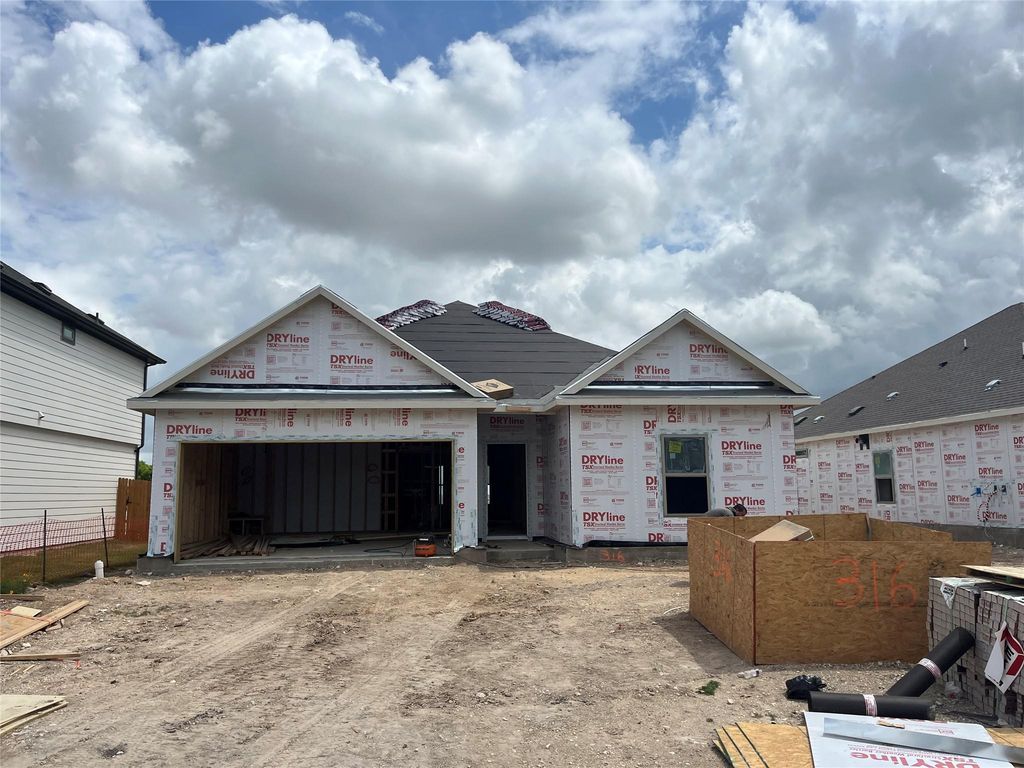 316 Sleep Hollow, Jarrell, TX 76537