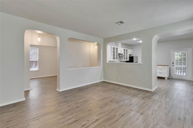 521 New Country RD, Kyle, TX 78640