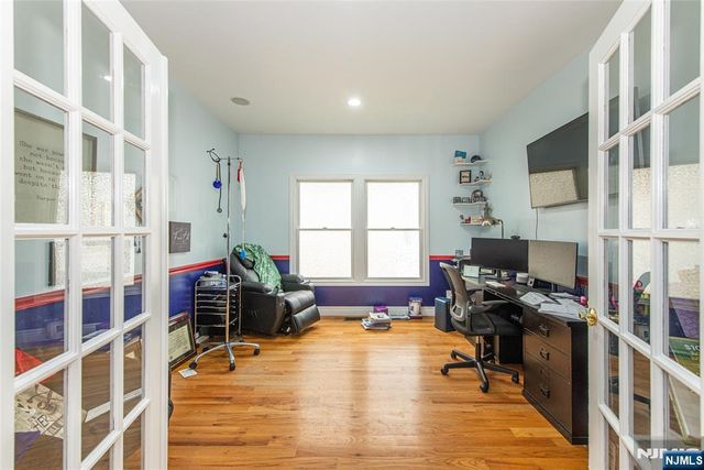 95 Highwood Avenue, Englewood, NJ 07631