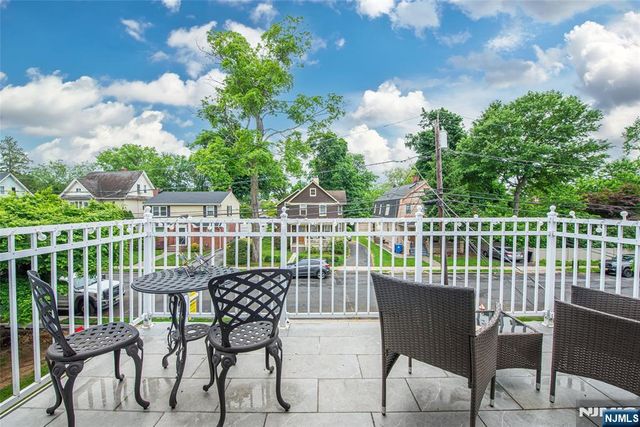 95 Highwood Avenue, Englewood, NJ 07631