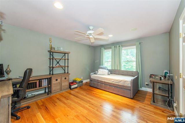 95 Highwood Avenue, Englewood, NJ 07631