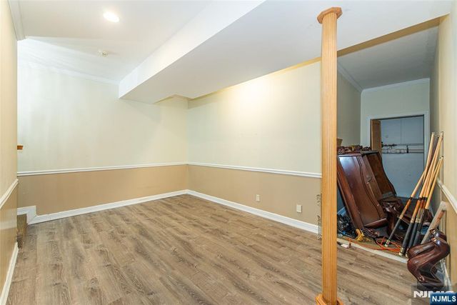 95 Highwood Avenue, Englewood, NJ 07631