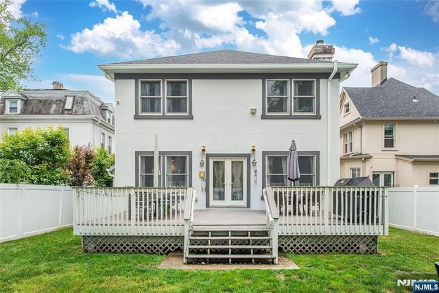 95 Highwood Avenue, Englewood, NJ 07631