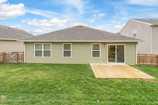 1516 Robin Rd, Shelbyville, KY 40065