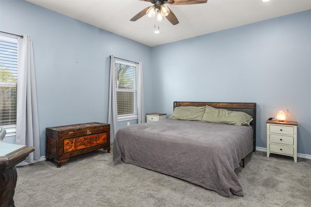 2518 33rd Avenue N, Texas City, TX 77590