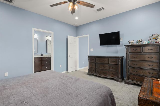 2518 33rd Avenue N, Texas City, TX 77590