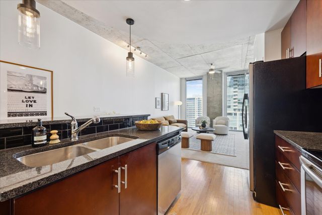 360 Nueces ST 2506, Austin, TX 78701