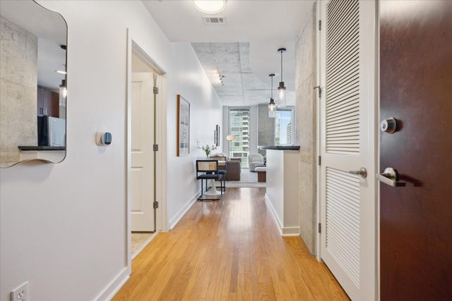 360 Nueces ST 2506, Austin, TX 78701