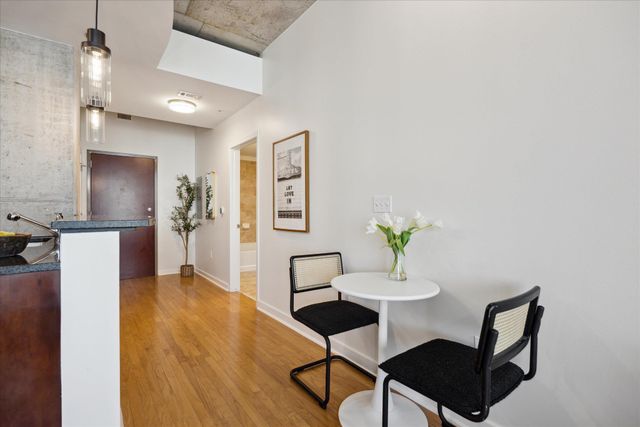 360 Nueces ST 2506, Austin, TX 78701