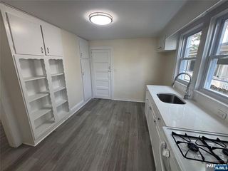 197 Palisade Avenue 2, Bogota, NJ 07603