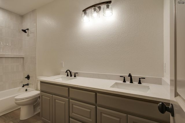 1428 AMHERST STREET, Burkburnett, TX 76354