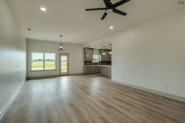 1428 AMHERST STREET, Burkburnett, TX 76354