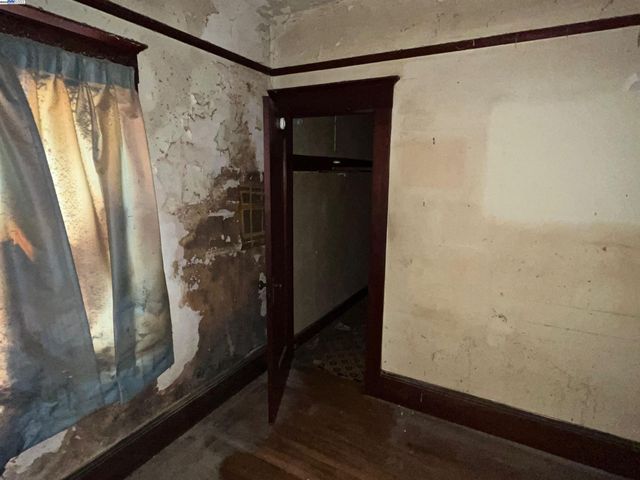 2134 E 23rd, Oakland, CA 94606