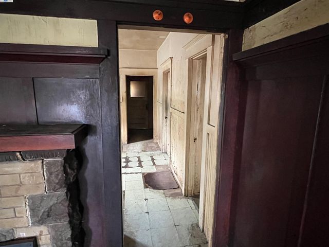 2134 E 23rd, Oakland, CA 94606