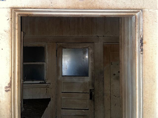 2134 E 23rd, Oakland, CA 94606