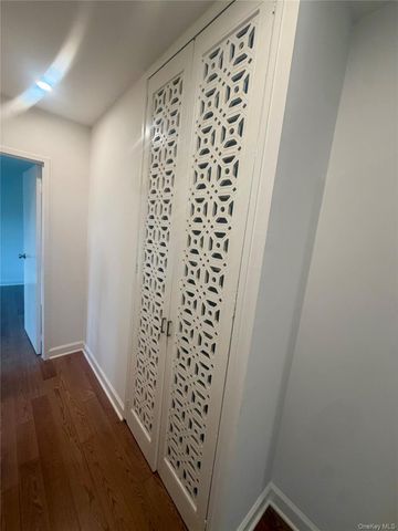 305 Sixth Avenue 6A, Pelham, NY 10803