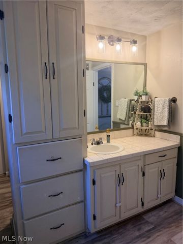 118 East Street, Wellington, OH 44090