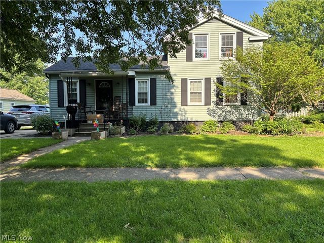 118 East Street, Wellington, OH 44090