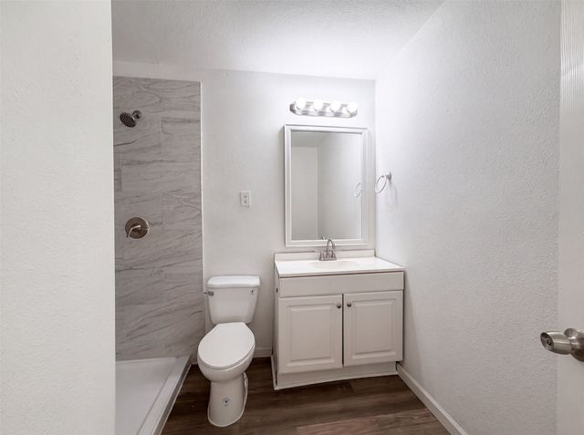 2505 Plaza Street, Arlington, TX 76010