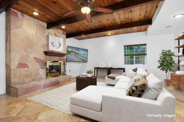 1199 Tamarack Ave, Carlsbad, CA 92008