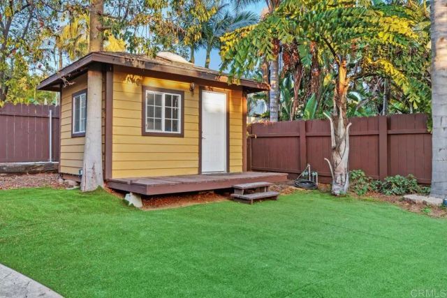 1199 Tamarack Ave, Carlsbad, CA 92008