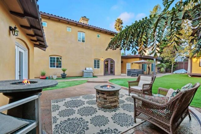 1199 Tamarack Ave, Carlsbad, CA 92008