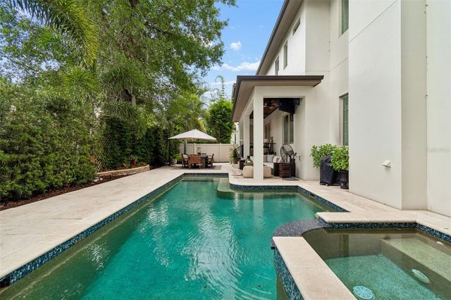 4535 W SWANN AVENUE, Tampa, FL 33609
