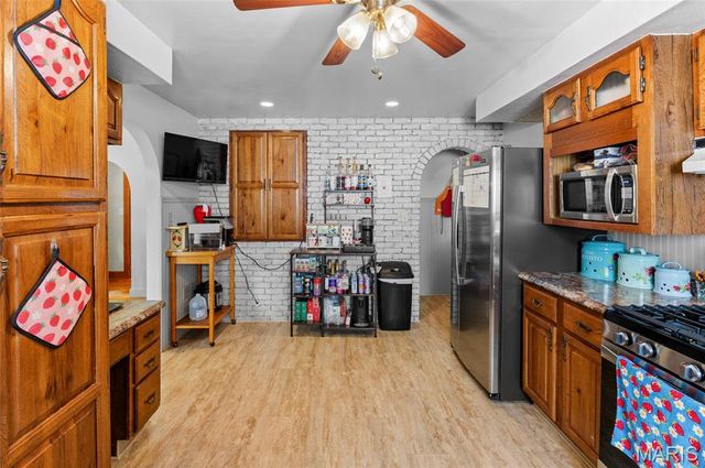240 Herbert Street, Alton, IL 62002