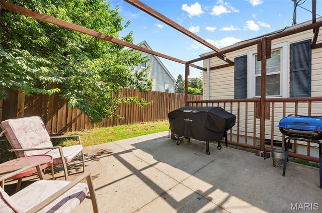 240 Herbert Street, Alton, IL 62002