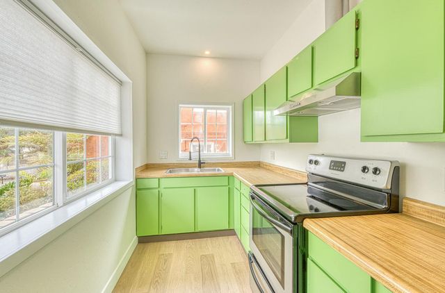 1321 Hoffman Avenue, Monterey, CA 93940
