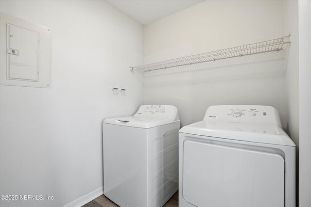 7800 POINT MEADOWS Drive 137, Jacksonville, FL 32256