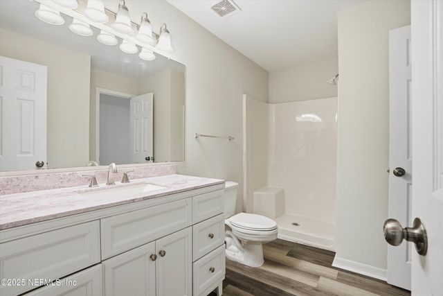 7800 POINT MEADOWS Drive 137, Jacksonville, FL 32256