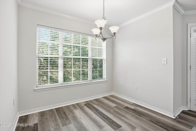 7800 POINT MEADOWS Drive 137, Jacksonville, FL 32256