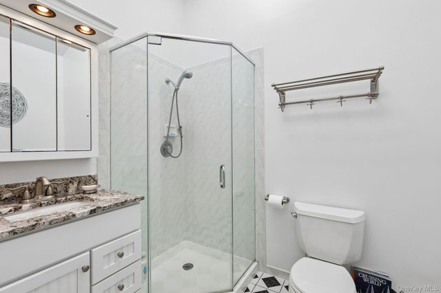164-2 N Route 303 2, Congers, NY 10920