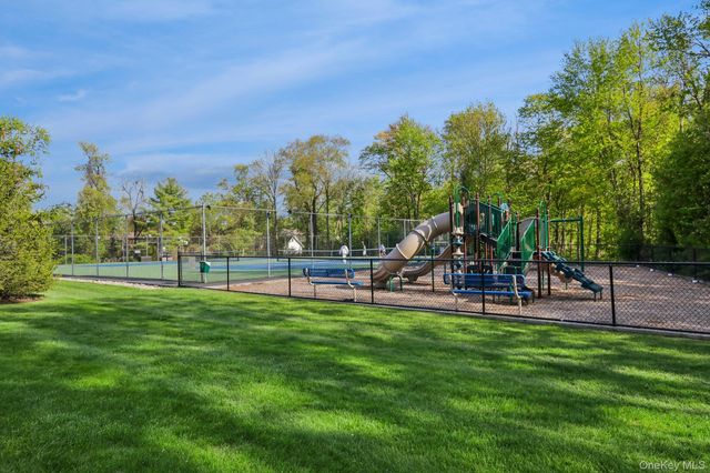 164-2 N Route 303 2, Congers, NY 10920