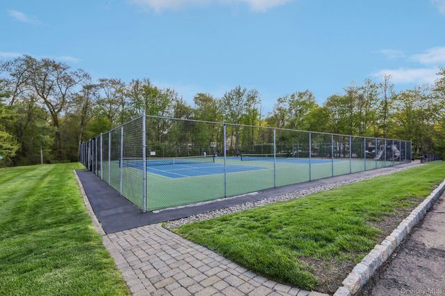 164-2 N Route 303 2, Congers, NY 10920
